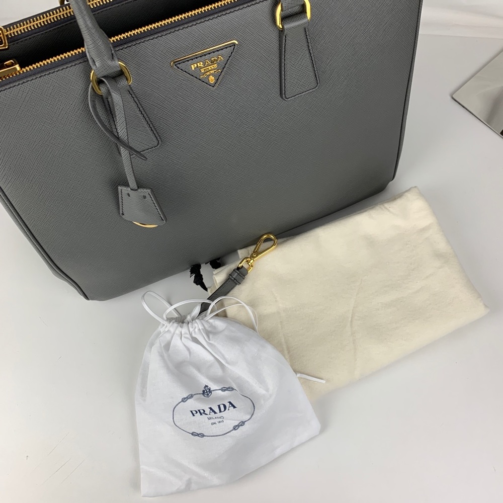 New Prada Italian Galleria Lux Double Zip Tote - Picture 6 of 8